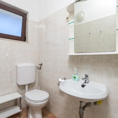 Apartment Amazing In With Wifi Matulji